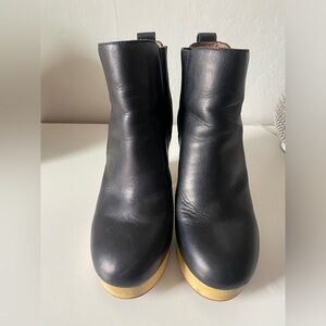 MADEWELL Marco Chelsea Boot Wooden Heel
Black‎ Leather Size 6.5